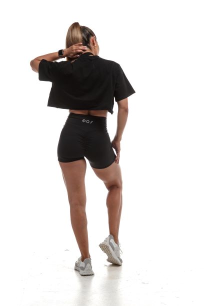 ELEVATE CROPPED TEE (BLACK)