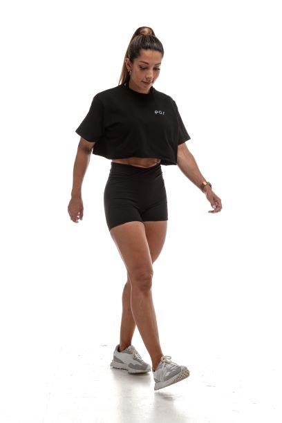 ELEVATE CROPPED TEE (BLACK)